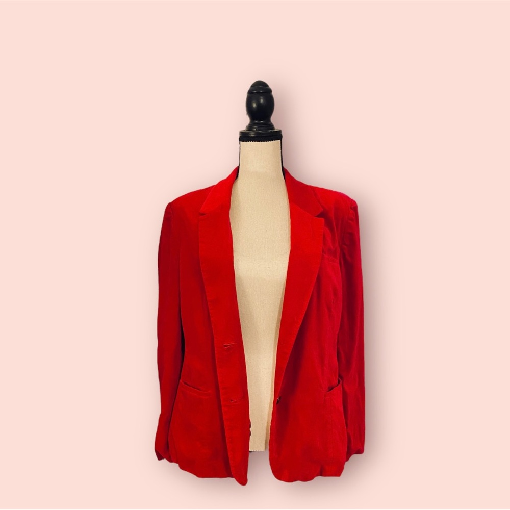 VINTAGE || 1990s RED VELVET BLAZER